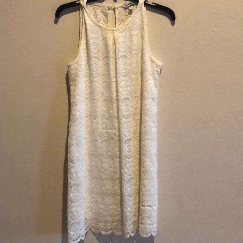 White lace dress